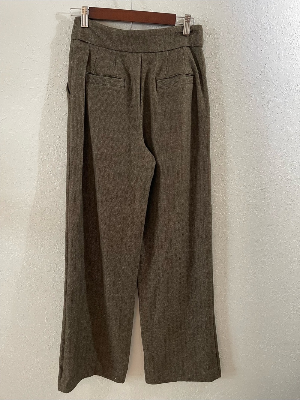 High-Waist Wide Leg Trousers in Olive Brown - Picture 5 of 8
